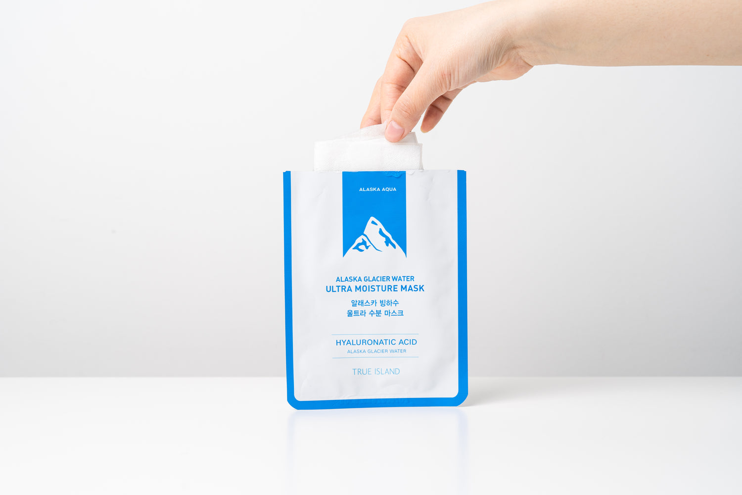 Alaska Glacier Water Ultra Moisture Mask